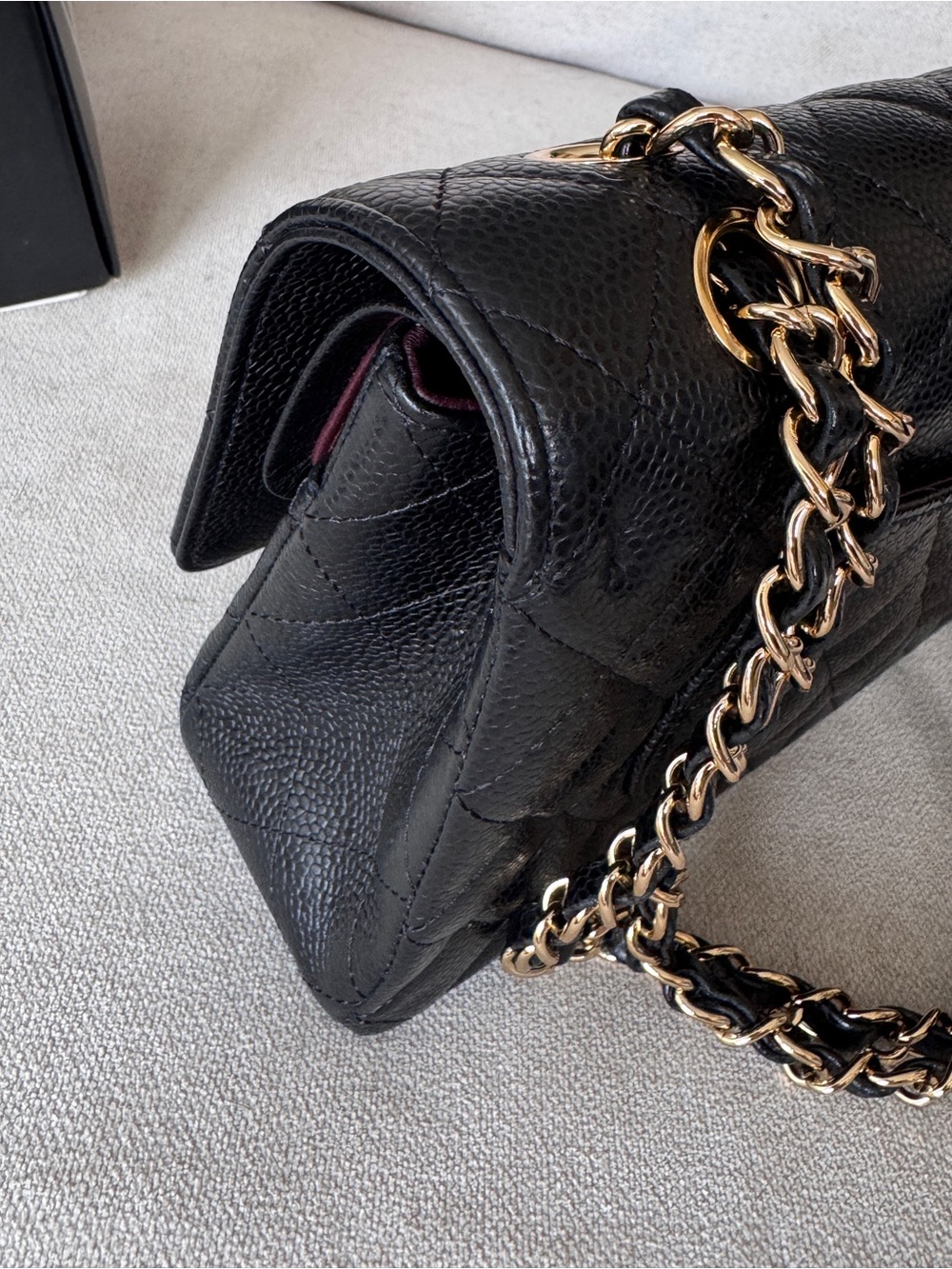 Chanel medium classic double flap bag black gold hardware pristine condition - Picture 6 of 15